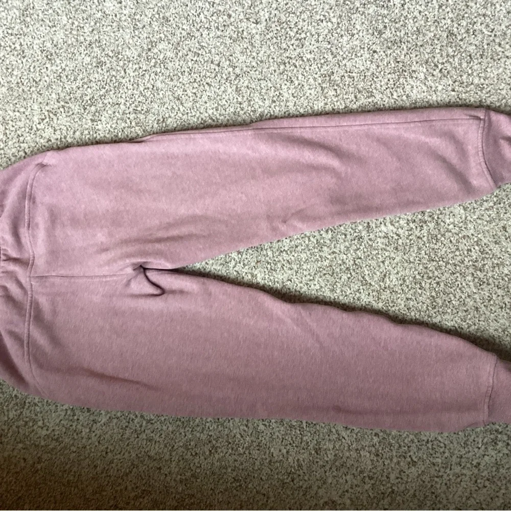 Lululemon Athletica Mauve Joggers - Picture 2 of 6